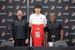 外国记者询问杨瀚森名字发音，背后是尊重与认同的体现