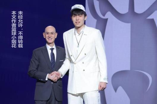 从哈腾的崛起与周琦的遗憾看杨瀚森的职业生涯之路