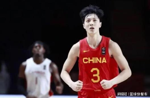 男篮欧洲热身赛赛程公布，8天内将进行4场激烈对决，央视暂无转播计划