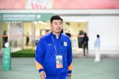 韩鹏：临时担任代理主帅，全队全力以赴，陈泽仕、依木兰伤缺