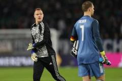 世体：特狮背伤或需手术缺阵4个月，FIFA或向巴萨赔付246.5万欧元