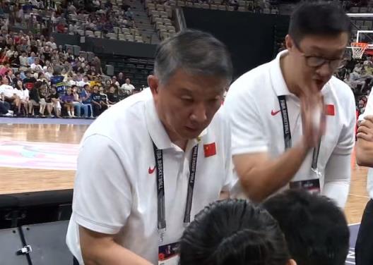 中国女篮惜败日本无缘决赛，宫鲁鸣赛后分析输球关键因素