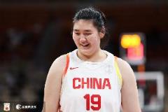 亚洲杯半决赛：中国女篮对阵日本队，季孟年指出至少领先10-15分