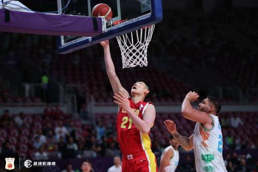 中国男篮亚洲杯场均投篮命中率52.6%居首 力压澳日