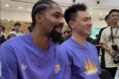 丁威迪中国行—与老队友孟博龙重逢 比拼三分难分伯仲