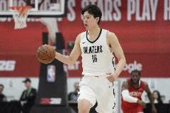 拓记：杨瀚森克林根或分摊5号位时间 罗威时间可能受限
