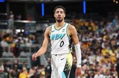 哈利伯顿谈2-0：专注自身表现，客场拼尽全力
