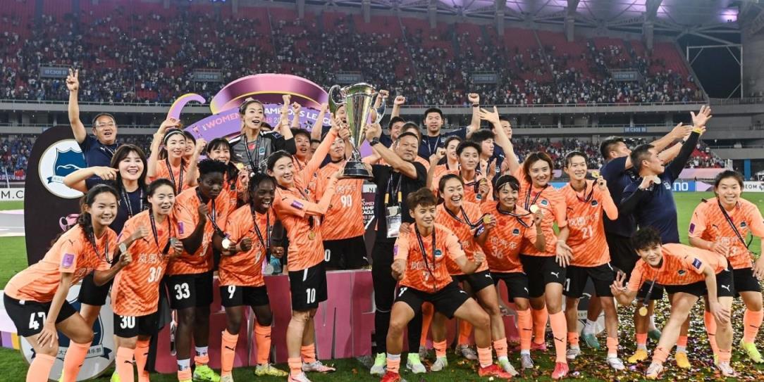 武汉女足主帅：冠军价值非凡，将代表中国挑战更高山峰